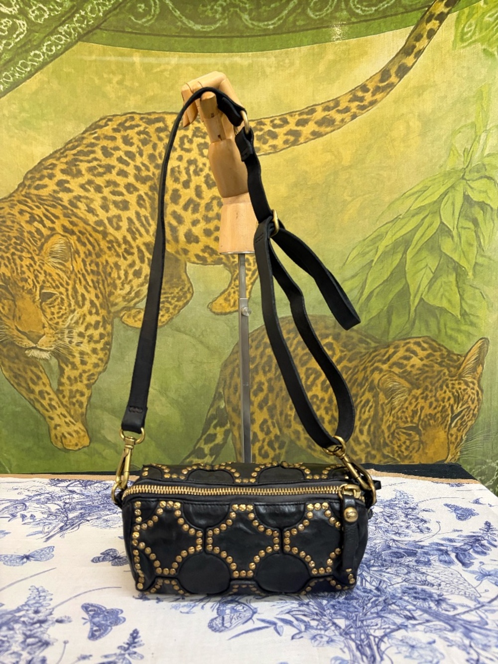 Campomaggi Licia Gold Studded Leather Crossbody Bag in Nero